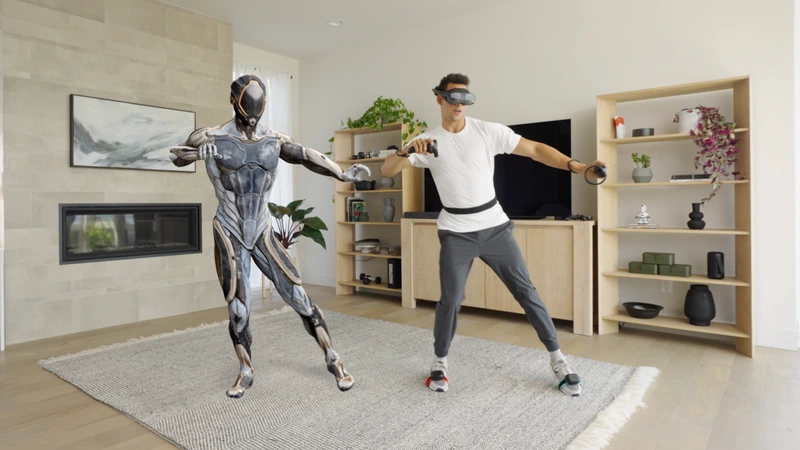 Man_using_VIVE_XR_Elite_VIVE_Wireless_Dongle_a.width-800_11zon HTC Vive